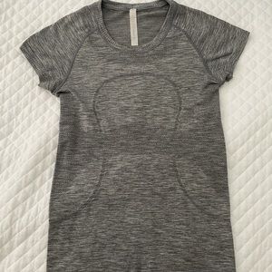 Lululemon Swiftly Tech Short Sleeve Shirt